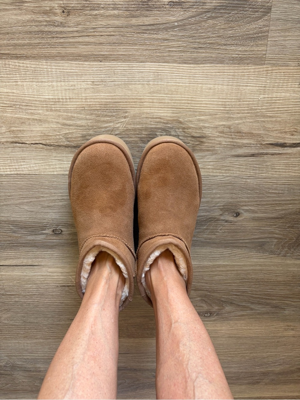 Ugg Classic Ultra Mini Platform Short Shearling-Lined Boots - Chestnut